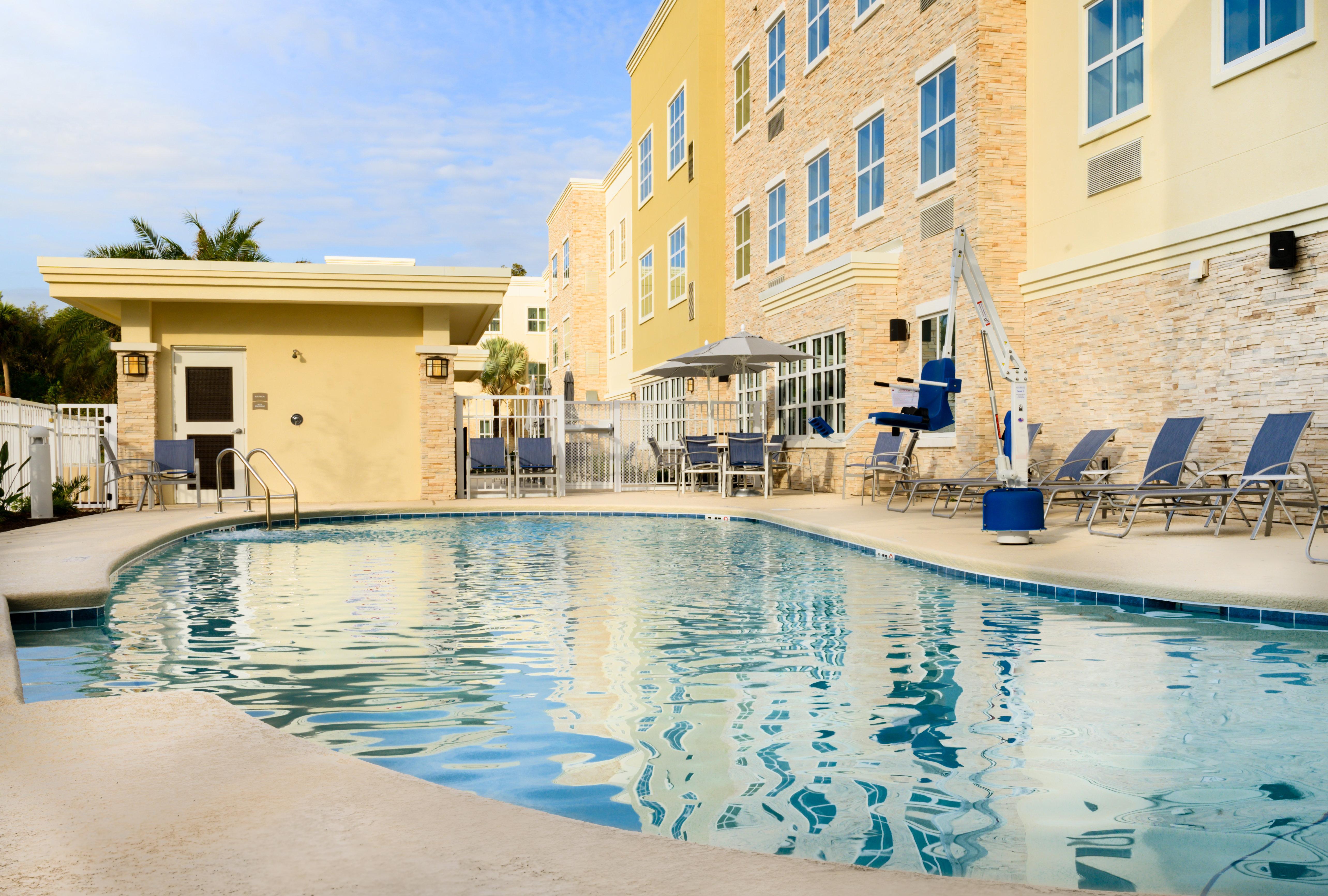 Staybridge Suites - Vero Beach By Ihg Екстериор снимка